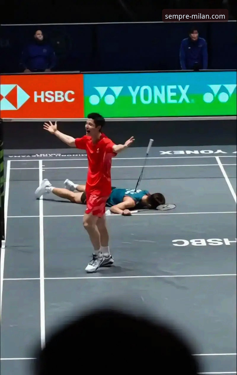 石宇奇王者归来 vs 阿尤什黑马狂奔：一场在8B4K高清画质下被重新定义的羽球决赛