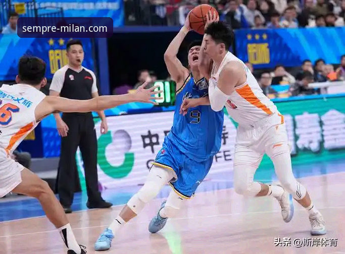 AC米兰女足球衣 皮特森38分导演逆转,北京12分领先遭翻盘:一场关于韧性与细节的深度复盘